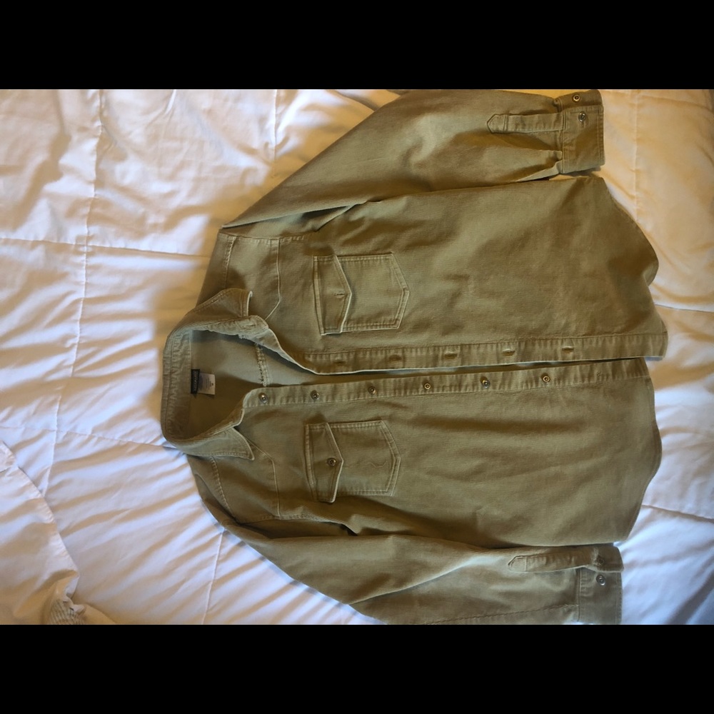 Patagonia organic cotton corduroy over shirt